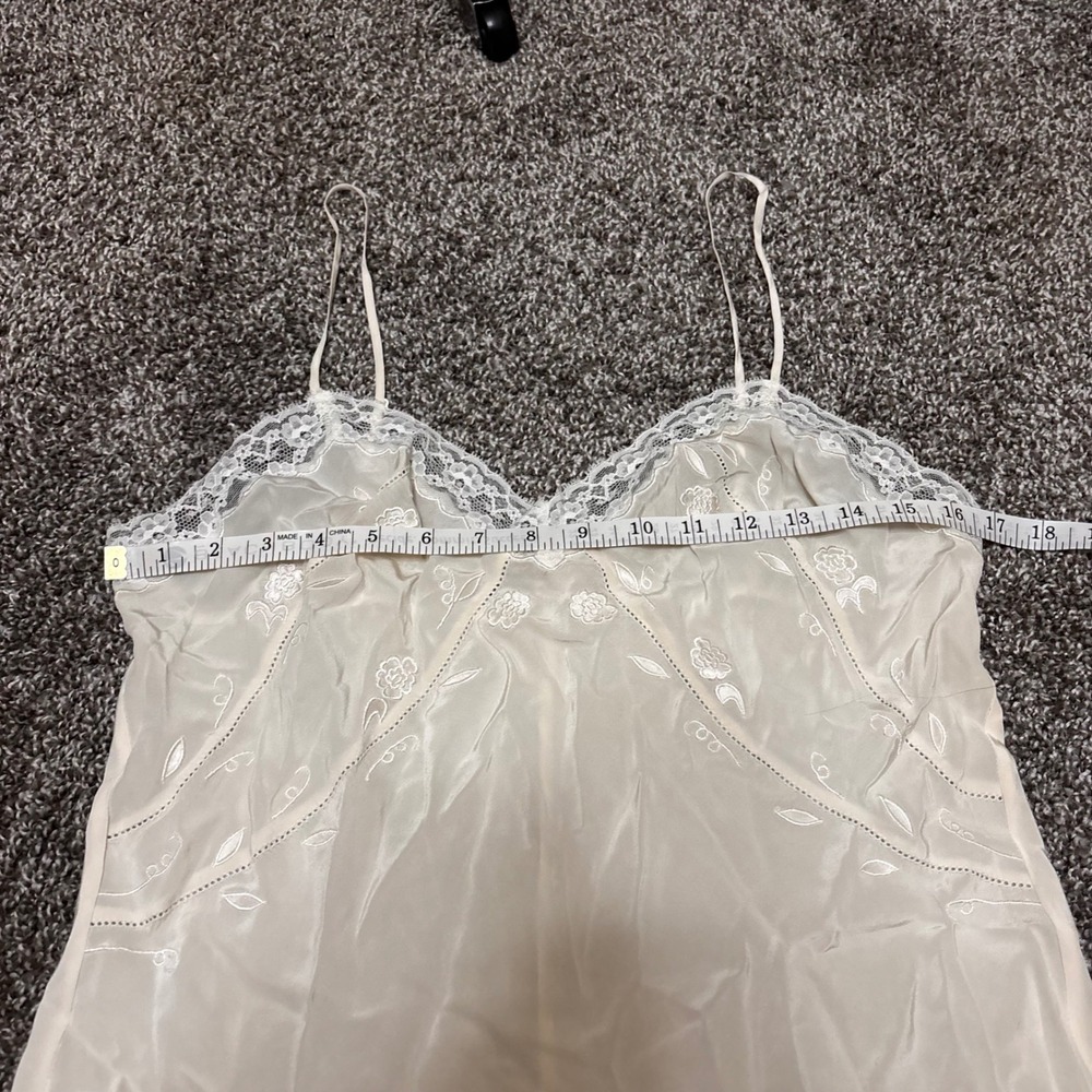 Victoria's Secret Silk Lace Trim Slip Dress Ivory Camisole Nightgown Fairycore L - Picture 3 of 7
